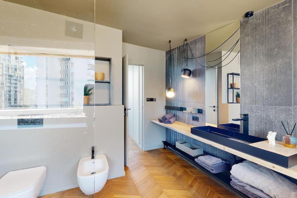 Stylovy Loft S Ohromnou Terasou Apartment Bratislava Exterior photo